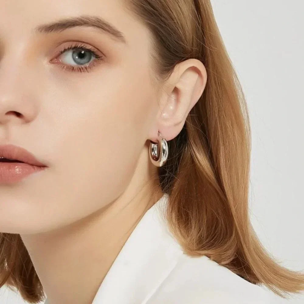 Sterling Silver Minimalist Small Hoop Earrings